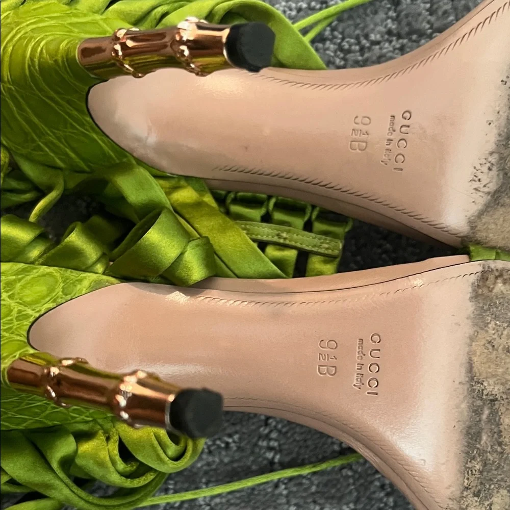2004 Gucci Tom Ford Corset Heels *rare size 9.5* willing to negotiate on price. - Picture 7 of 7